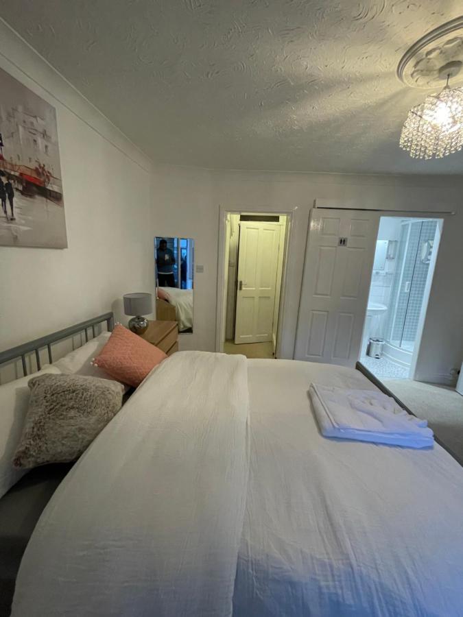 Alder En-Suites Self-Catering With Private Shower 1 Southampton Extérieur photo
