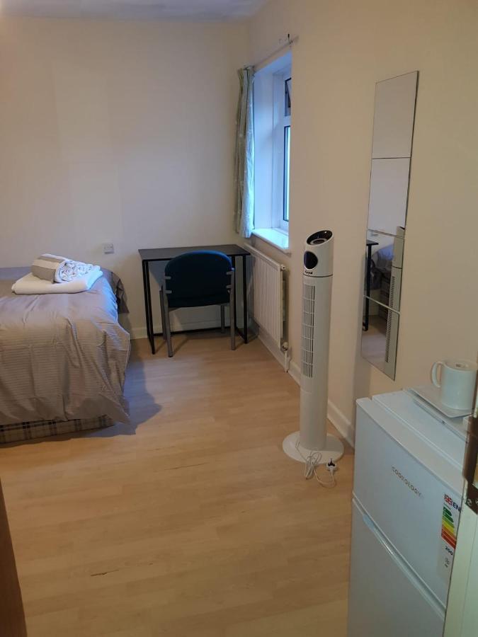 Alder En-Suites Self-Catering With Private Shower 1 Southampton Extérieur photo