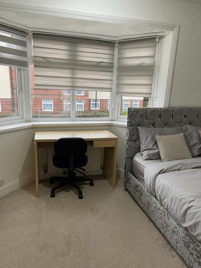 Alder En-Suites Self-Catering With Private Shower 1 Southampton Extérieur photo