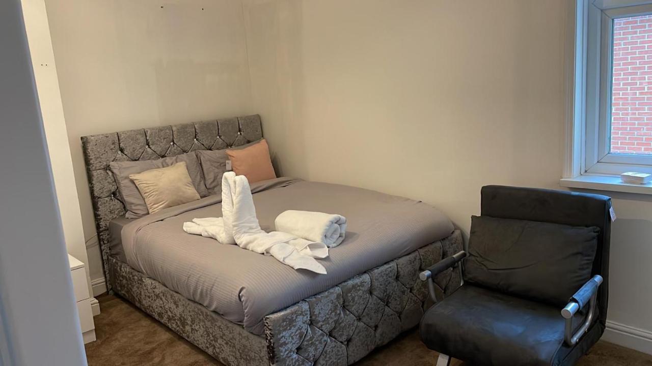Alder En-Suites Self-Catering With Private Shower 1 Southampton Extérieur photo