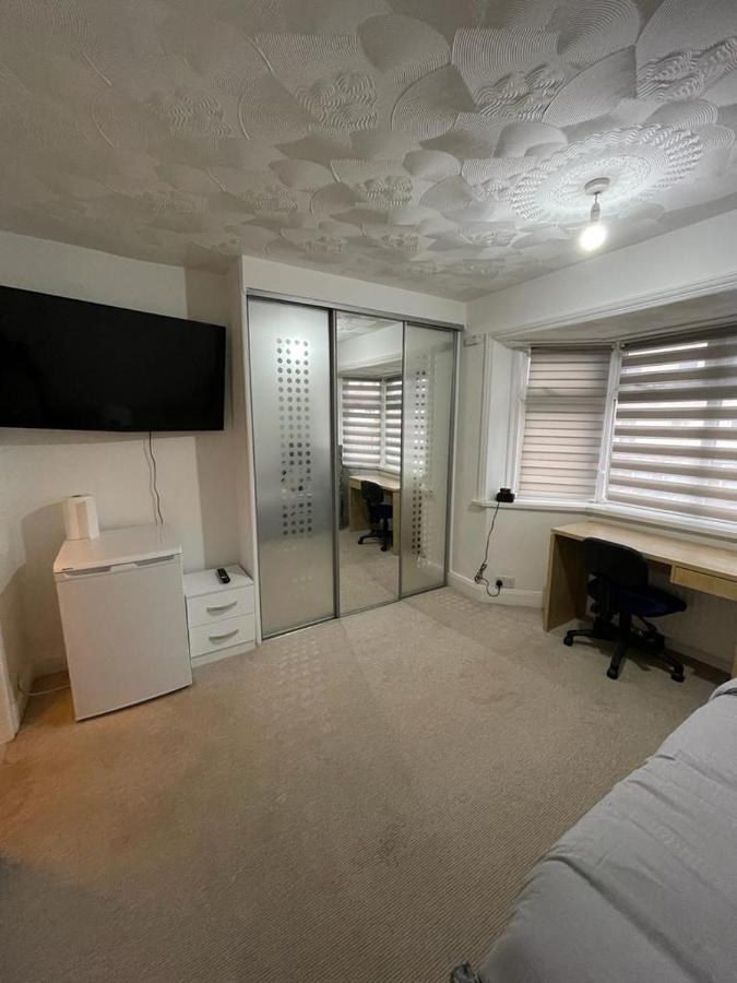 Alder En-Suites Self-Catering With Private Shower 1 Southampton Extérieur photo